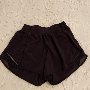 Lululemon hotty hot shorts